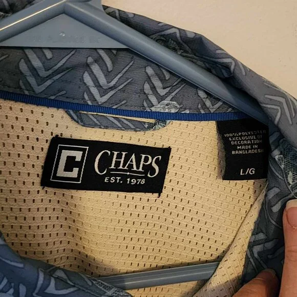 EUC Men's Chaps Shark Button Down (L) - Picture 2 of 4